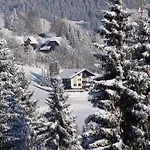 Cozy In Am Near Gerlitzen Area 아파트 *